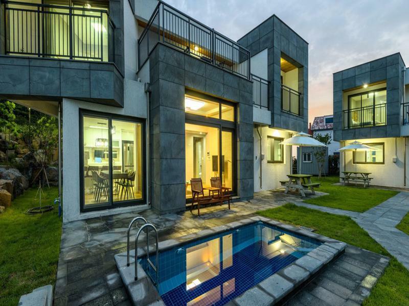 Holiday home Happiness